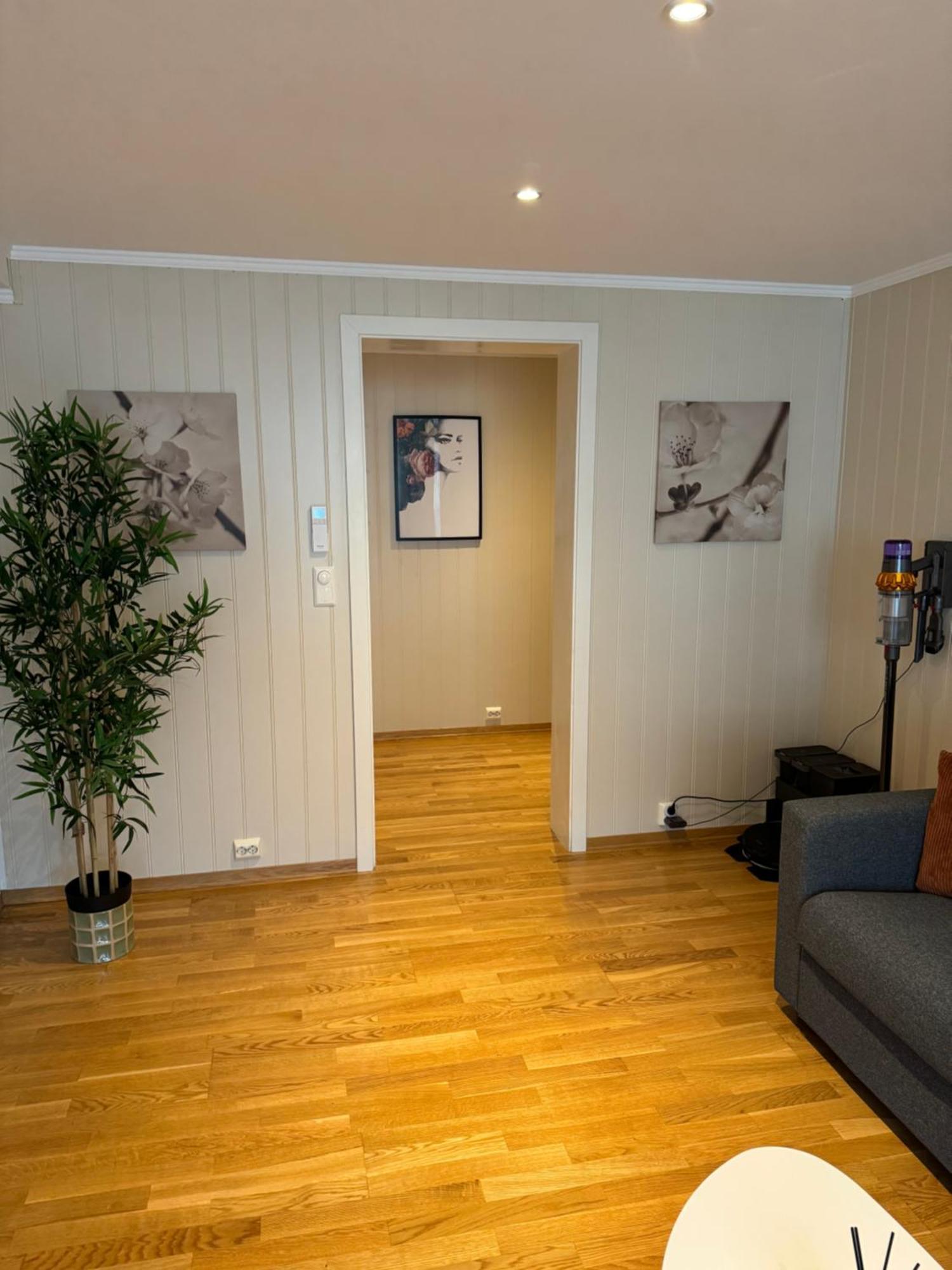 Charming 3-Bedroom Apartment In The Heart Of Kristiansund Ngoại thất bức ảnh