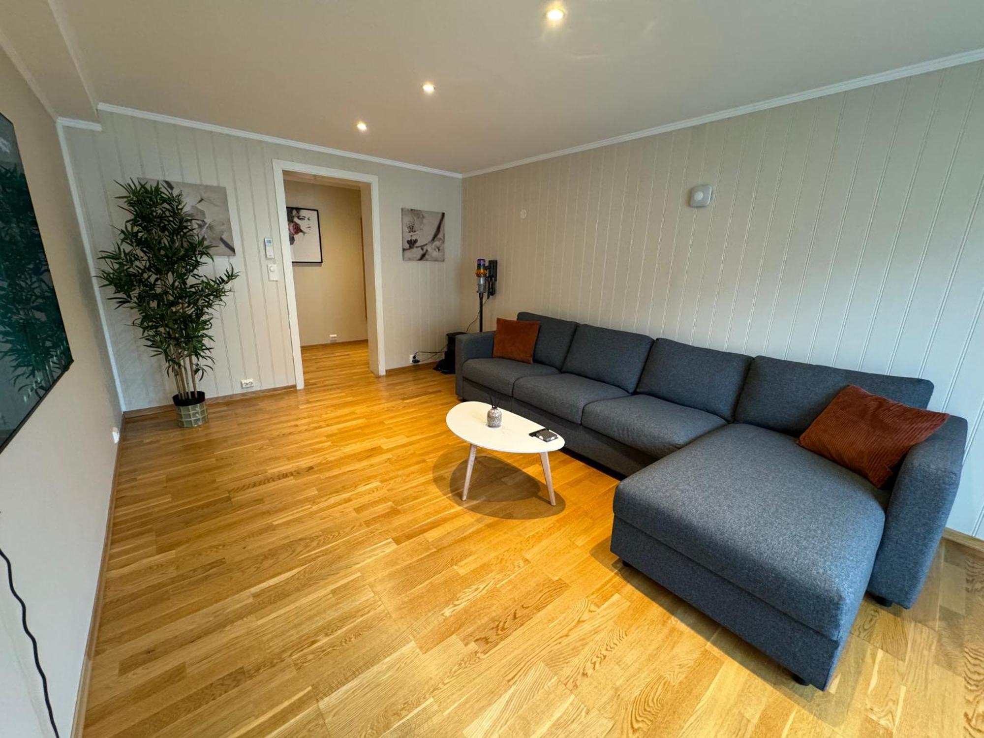 Charming 3-Bedroom Apartment In The Heart Of Kristiansund Ngoại thất bức ảnh